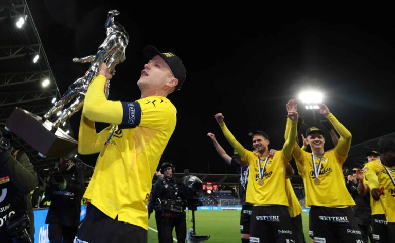 Top kuusi Veikkausliiga – KuPS:n ylivoimaa, HJK:n kaameaa suorittamista ja Interin uroteko