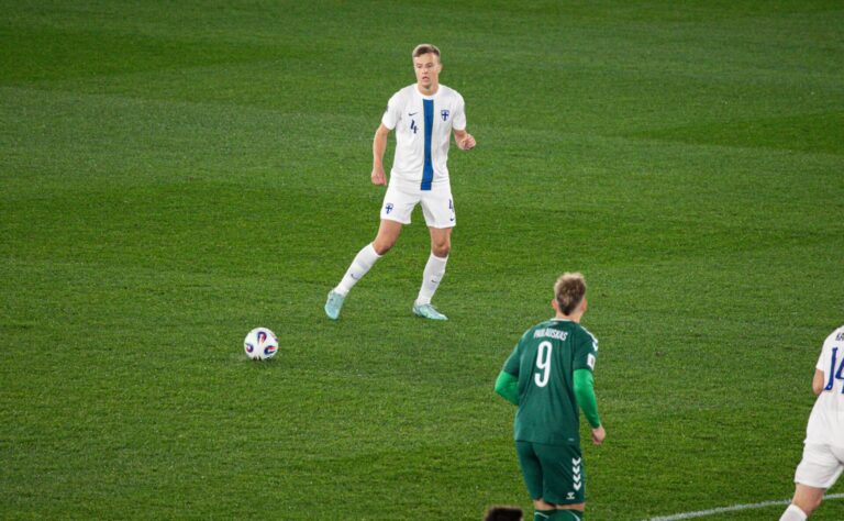 Haastattelu: Robert Ivanov pelasi nousujohteisen syksyn – ”Uusi vuosi alkaa uudella energialla!”