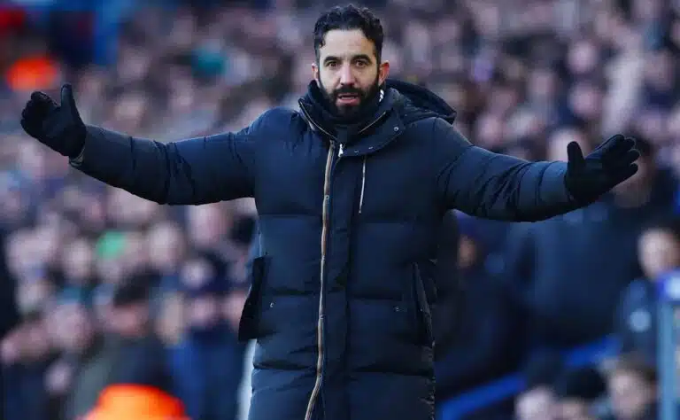 Haastattelu: Asiantuntija miettii, mikä on marssijärjestys – ”ManU:lla menivät puurot ja vellit sekaisin”