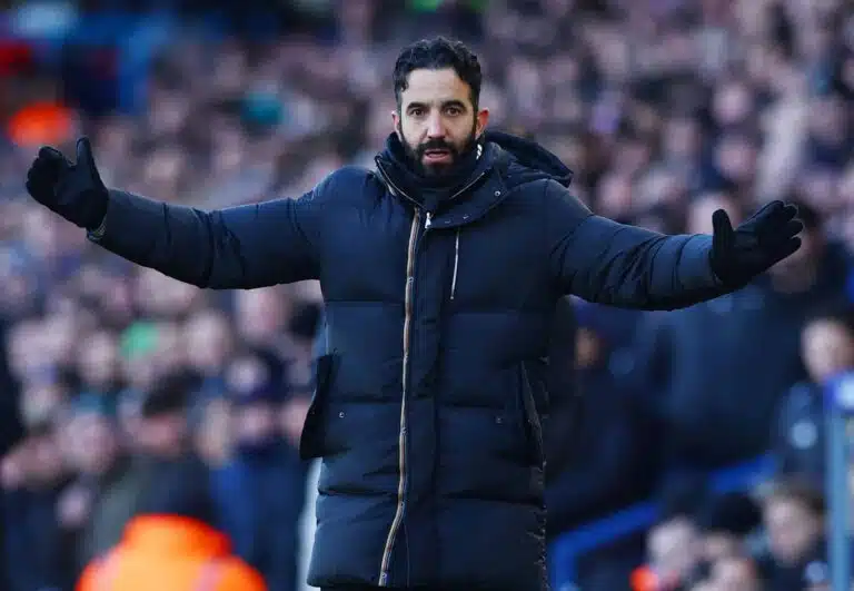 Haastattelu: Asiantuntija miettii, mikä on marssijärjestys – ”ManU:lla menivät puurot ja vellit sekaisin”