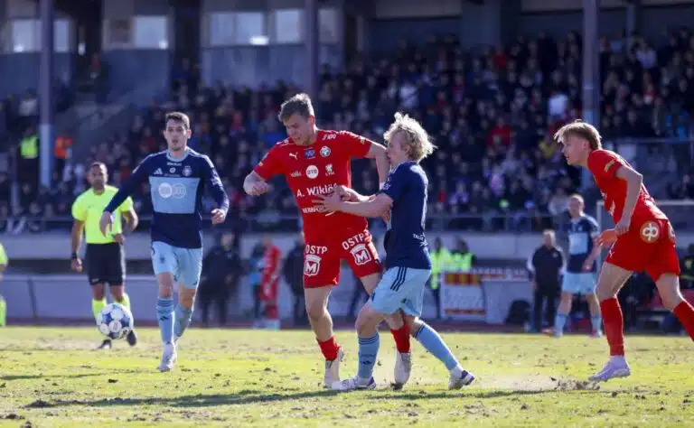 Haastattelu: Avainpelaaja jäi sensaatiojoukkueeseen – ”Pelitapamme muuttuu”