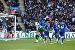 Katastrofi toteutui – Sensaatiomestareiden hissin ainoa suunta on alaspäin