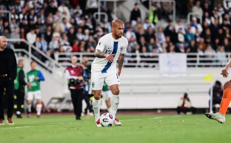 Haastattelu: Nikolai Alho on tottunut kaaokseen Kreikassa – ”Aikamoista, sama rumba jatkuu!”