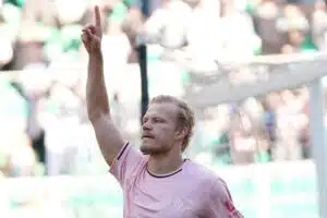 Viikonlopun suomalaiset: Pohjanpalo ja Källman tekivät nousutaisteluissa tärkeät maalit