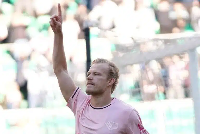 Viikonlopun suomalaiset: Pohjanpalo ja Källman tekivät nousutaisteluissa tärkeät maalit