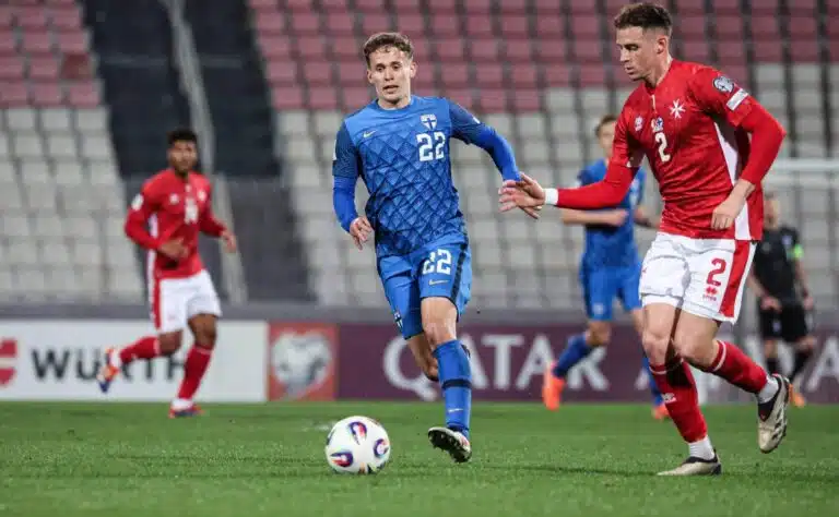 Haastattelu: Huuhkajien keskikenttämiehellä selvä tavoite – ”Sarjapaikan vakiinnuttaminen”