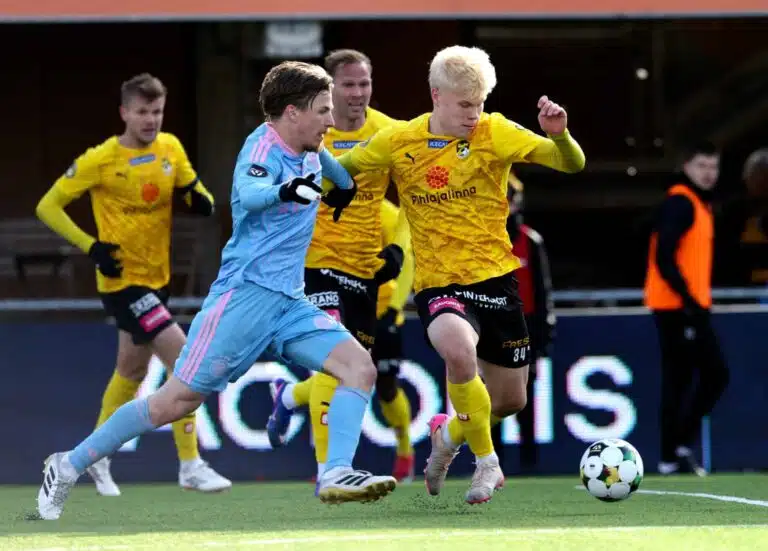 Top kuusi Veikkausliiga – Putkia jatkuu ja katkeaa, Oululla synkkä viikko ja vankilasäännöt