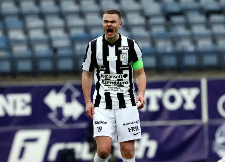 Haastattelu: Huipputoppari hyvin oudossa tilanteessa – ”Jos en olisi hölmöillyt…”