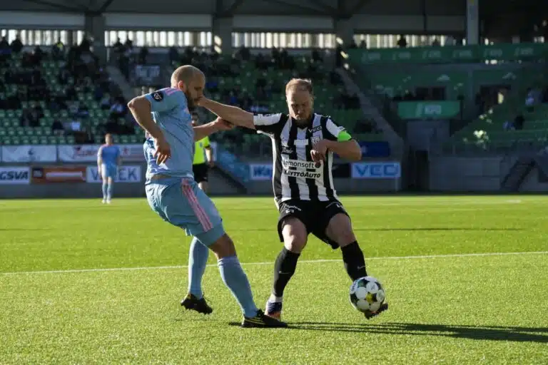 Näkökulma: HJK ja VPS vahvassa nosteessa – Interillä tökkii
