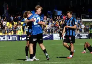 Top kuusi Veikkausliiga – Unohtumaton hetki, Ylätuvalla pimeni ja Karjalainen vs. SJK