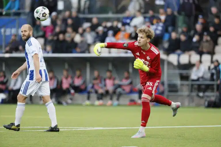 Haastattelu: FC Lahden nuori ykköstorjuja varmana – ”Top kuusi on saavutettavissa”